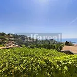 شقة Magna, 4 Con Vista Mozzafiato Sul Mare E Sul Borgo! By Alfareal