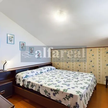 Magna, 4 Con Vista Mozzafiato Sul Mare E Sul Borgo! By Alfareal Apartamento